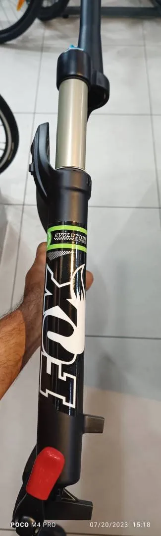 FOX fork 32 Float Evolution CTD 27.5, 100mm Thru Axel, Non Boost