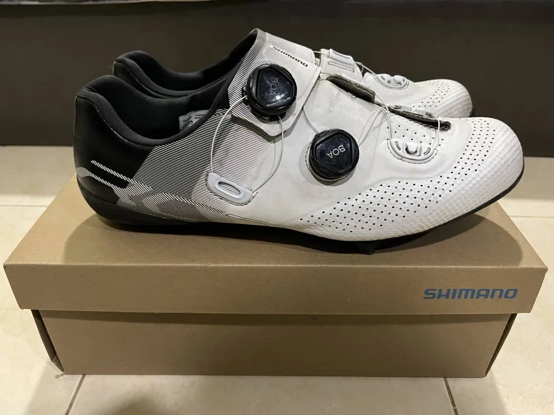 Shimano rc702 white 46 preloved
