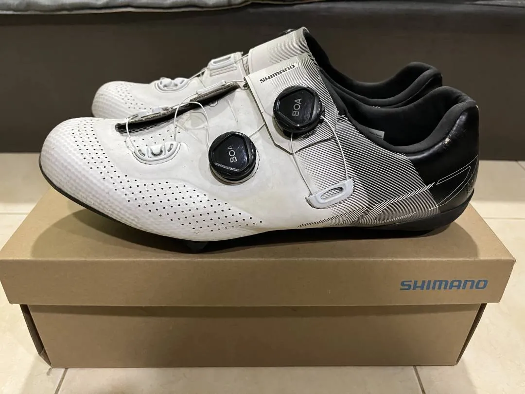 Shimano rc702 white 46 preloved