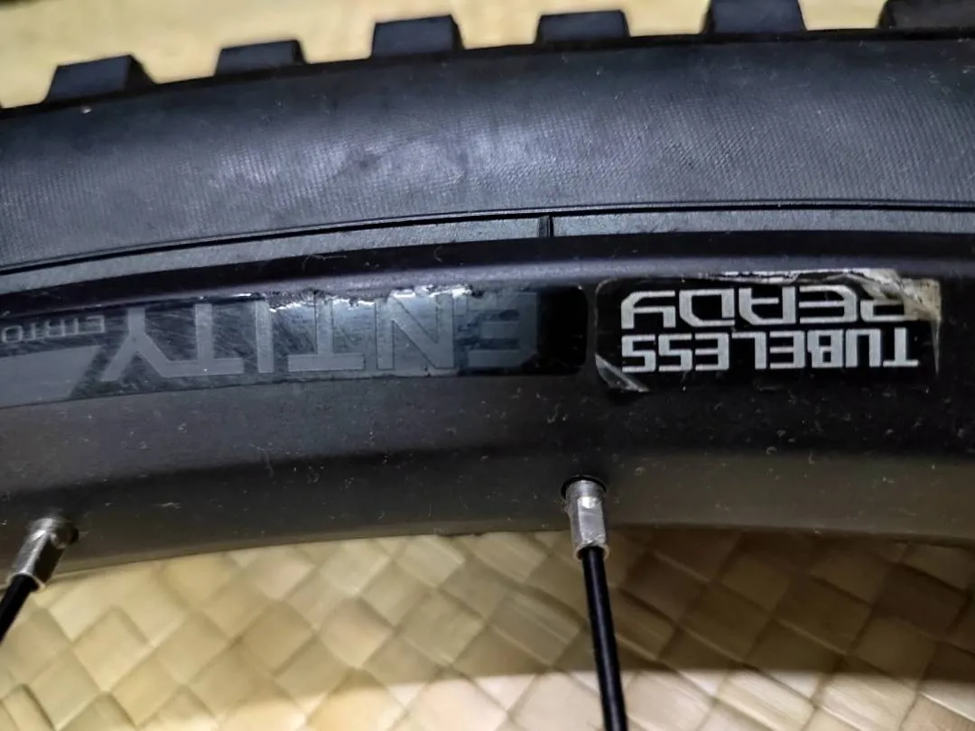 TAYAR BESERTA RIM, SAIZ 27.5 BOOST