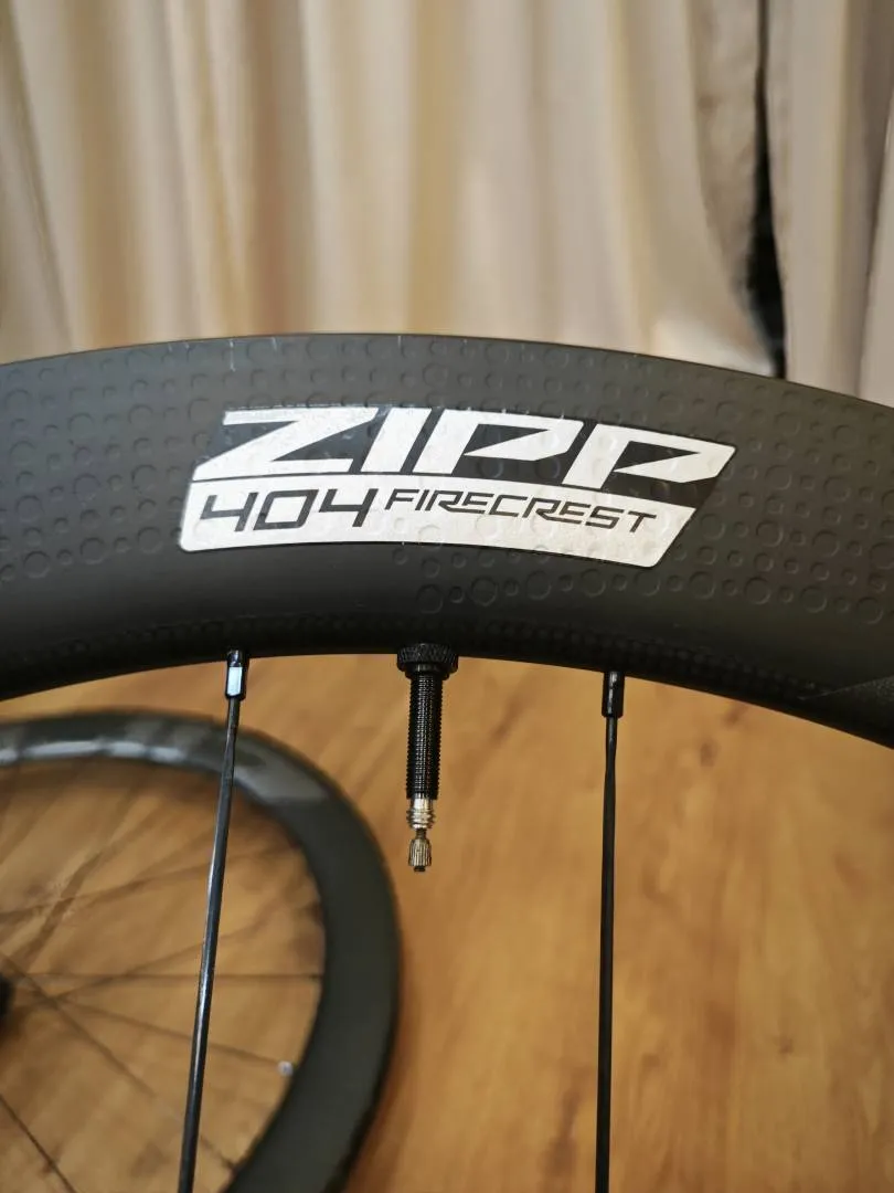 Zipp 404 Firecrest Tubeless Disc wheelset
