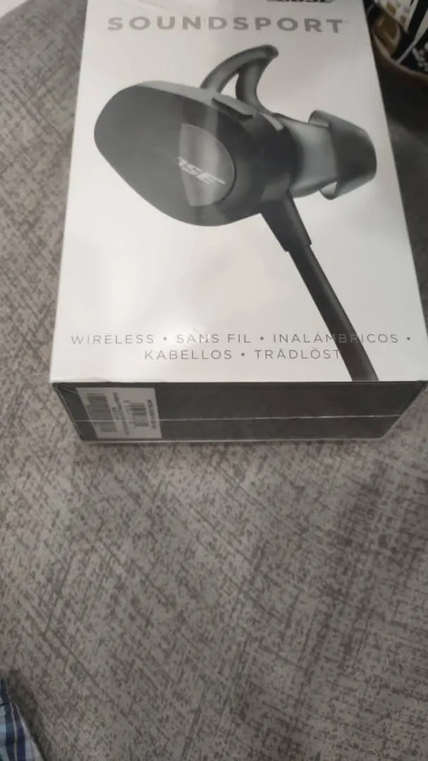 BOSE SoundSport Wireless Bluetooth Earphone (ðŸ’¯% Original and Brand New !!)