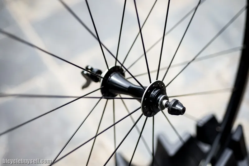 Giant PR-2 front wheel