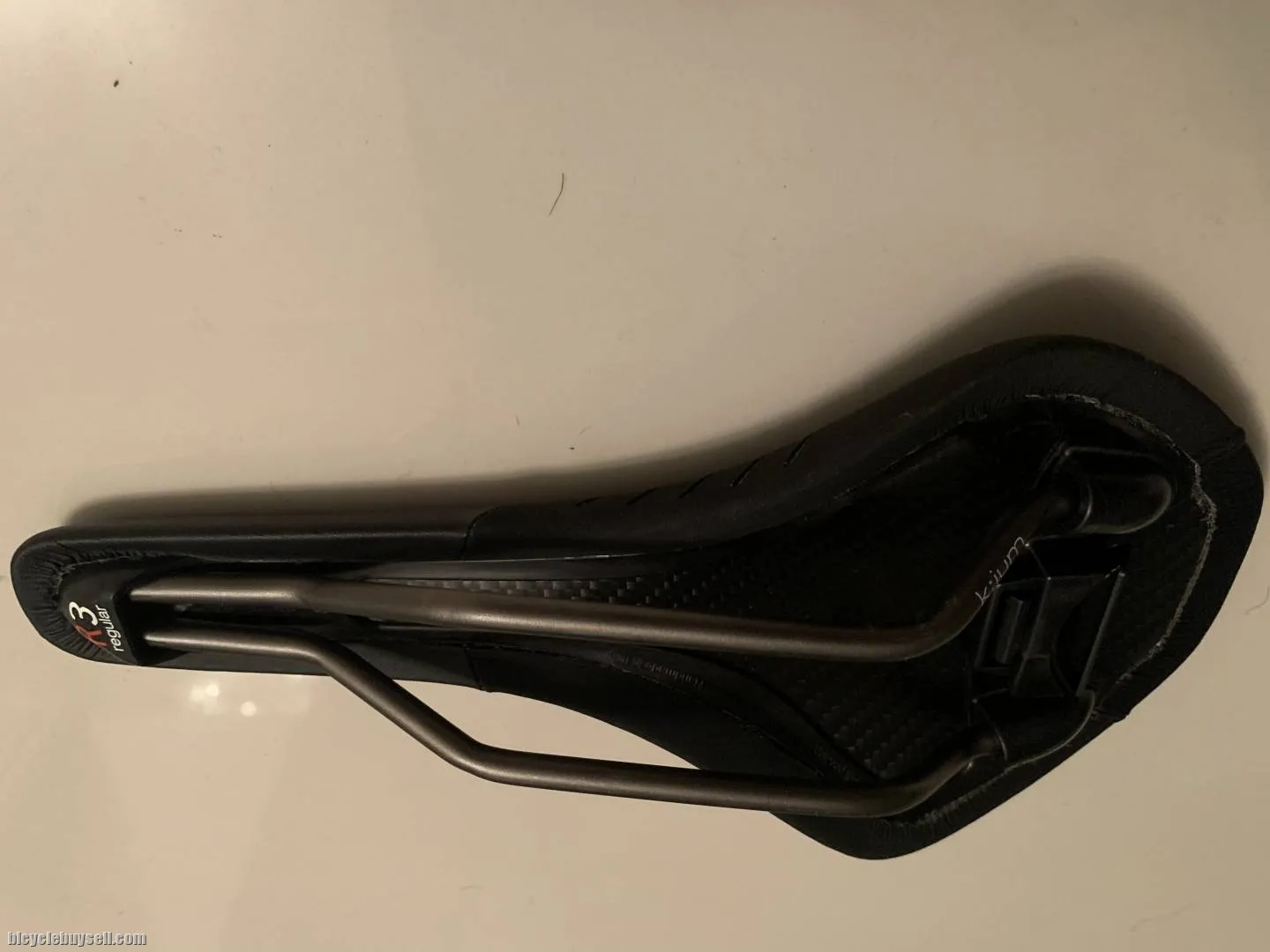 Fizik ANTARES R3 saddle 142mm