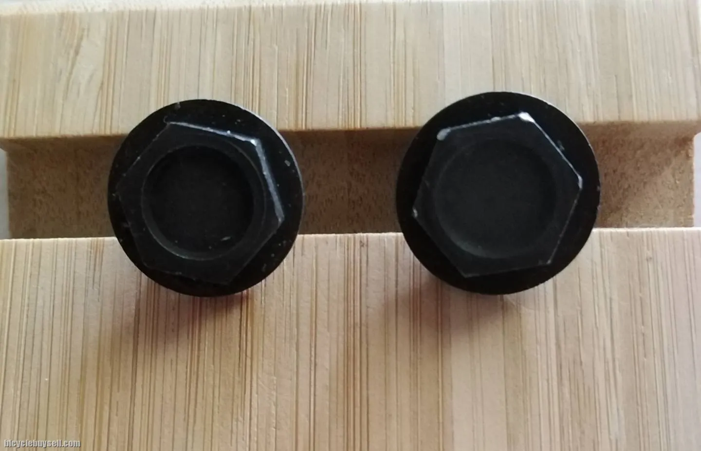 Shimano Square Tapper BB Bolt 2 pieces