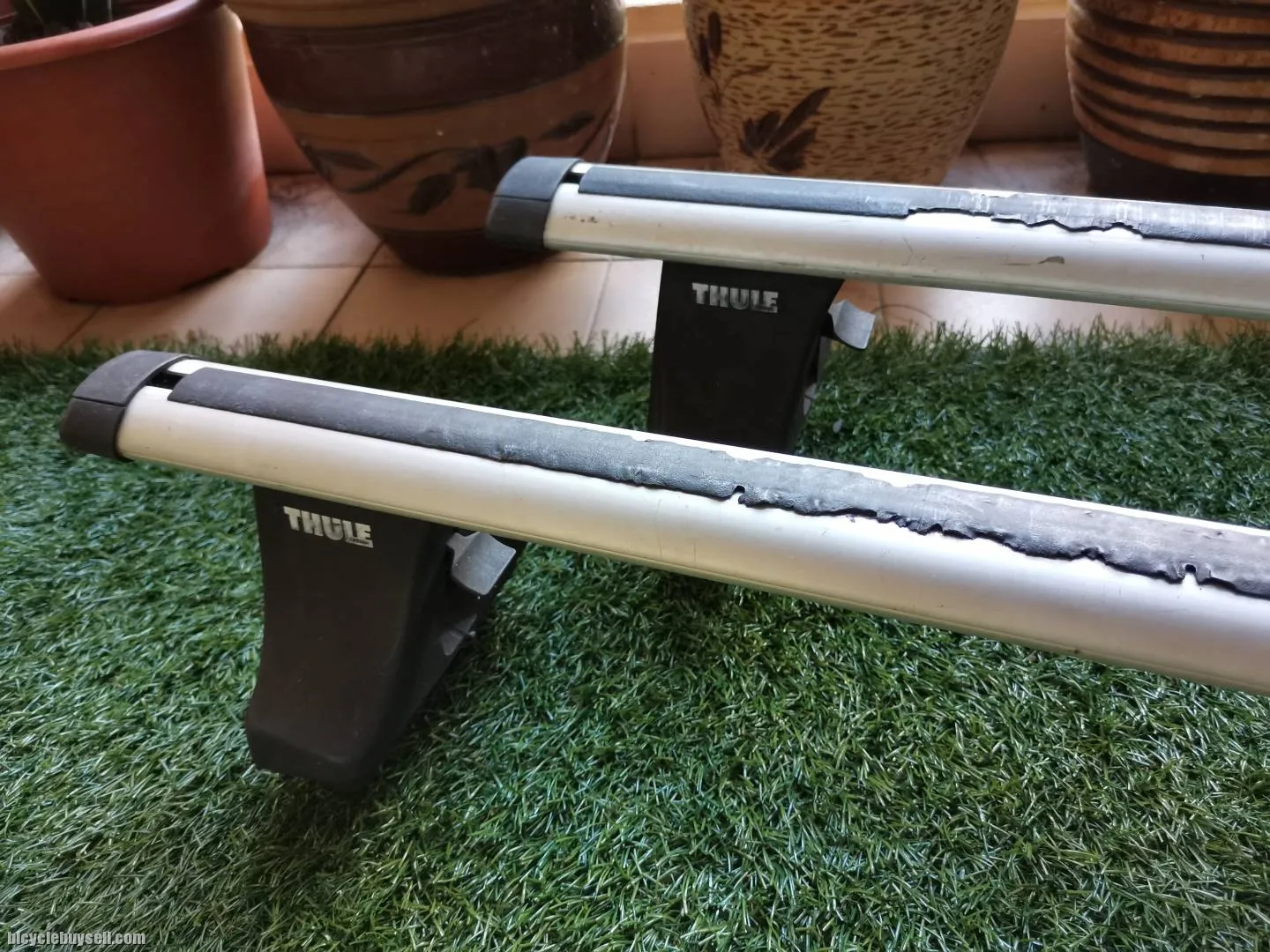 Thule roof rack untuk proton wira