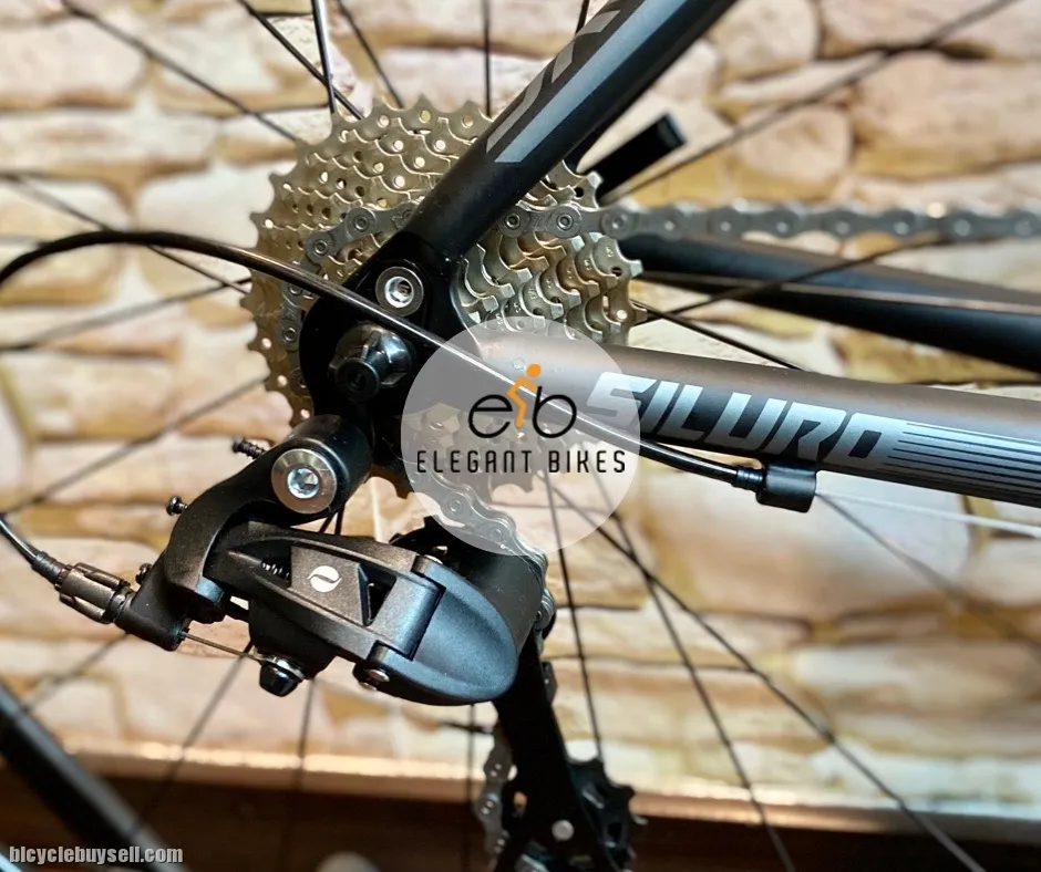NEW AERO SILURO 18 SPEED 700C ROAD RACING BIKE
