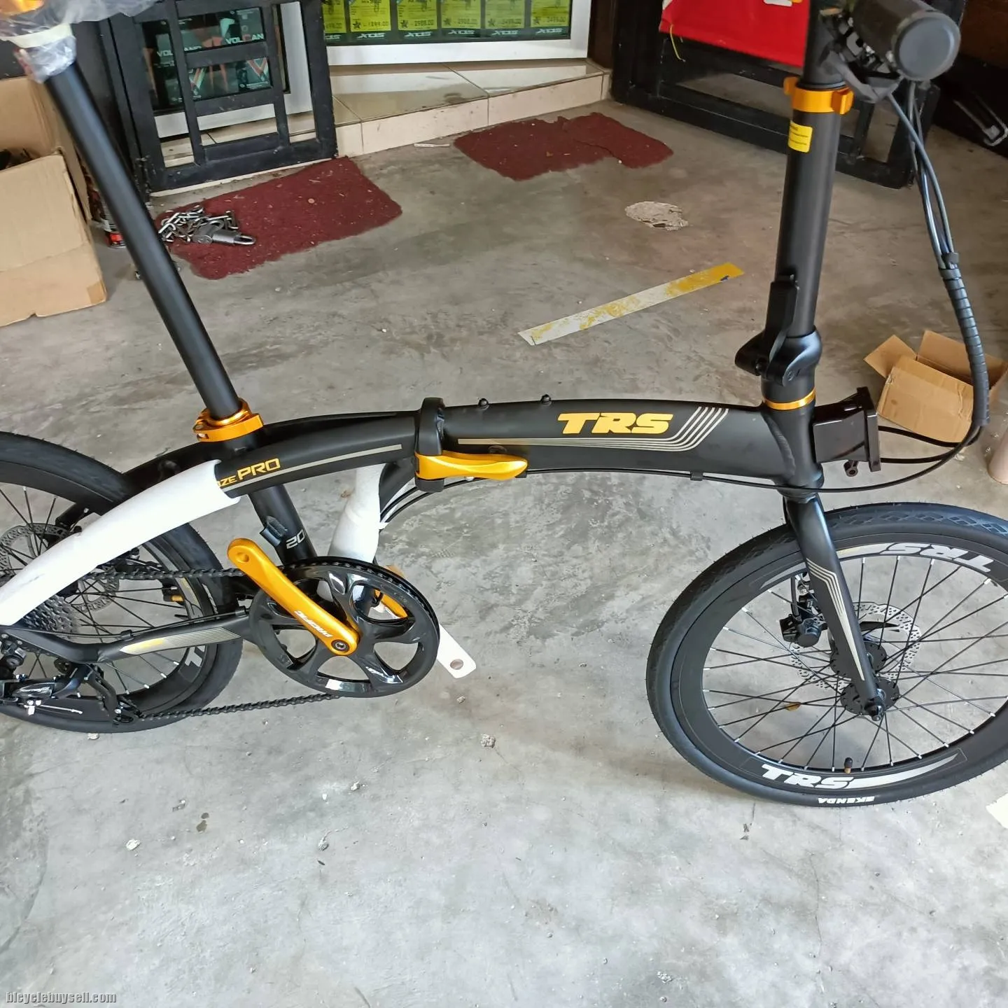 2022year 20" 451 trs croze Pro 8sp folding bike