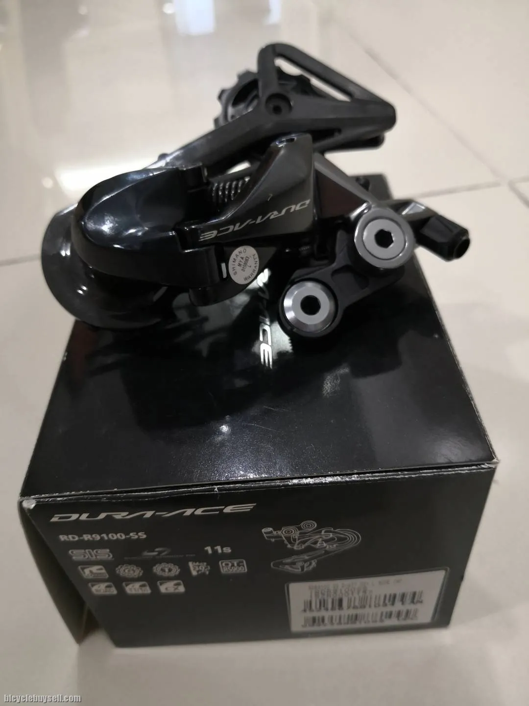 Shimano r9100 rear derailleur