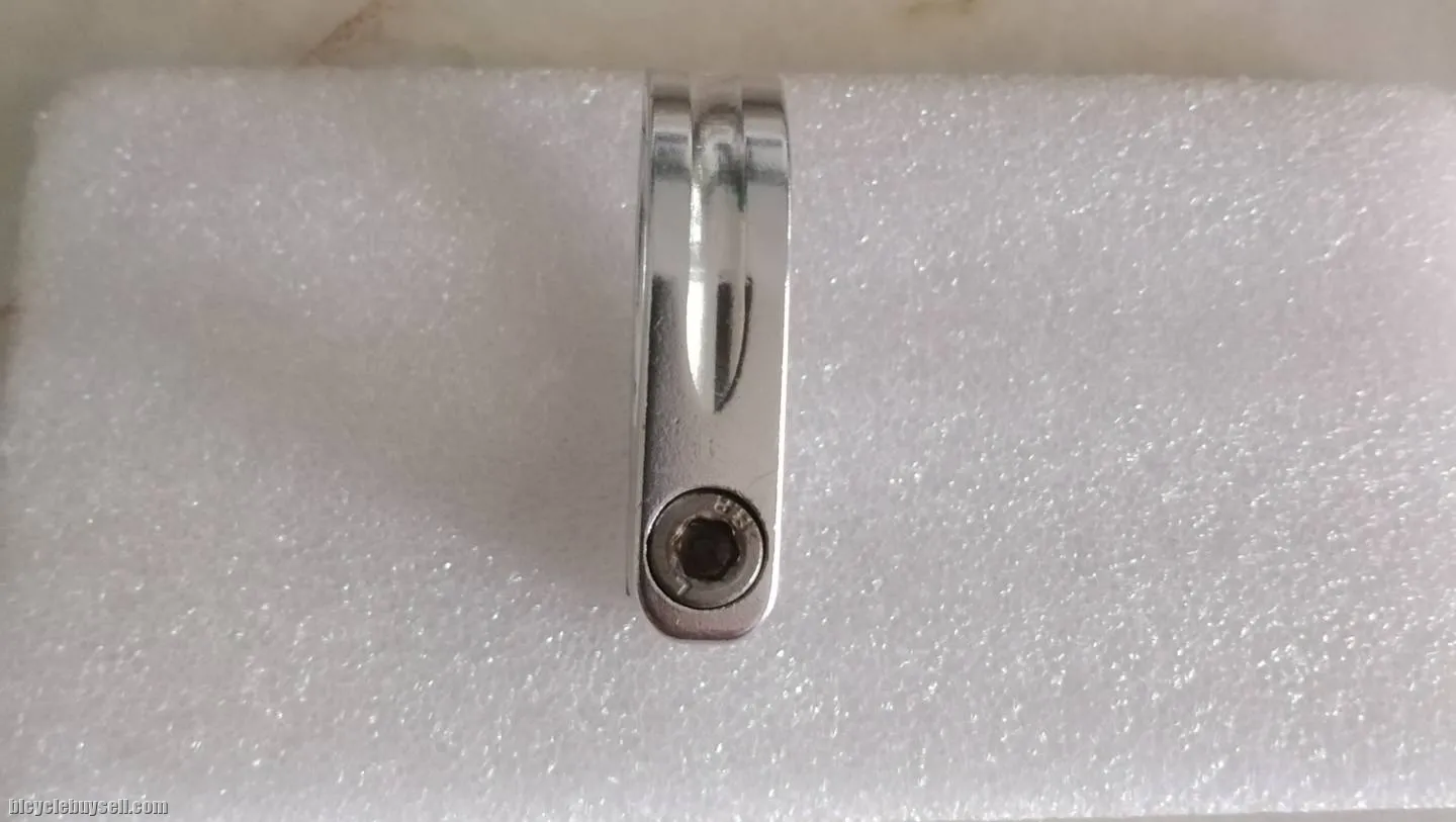 Seatpost Clamp 28 - 30mm Vintage