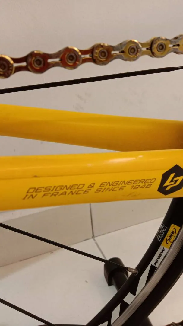 Lapierre Sensium500 roadbike Designed &amp; Engineered in France