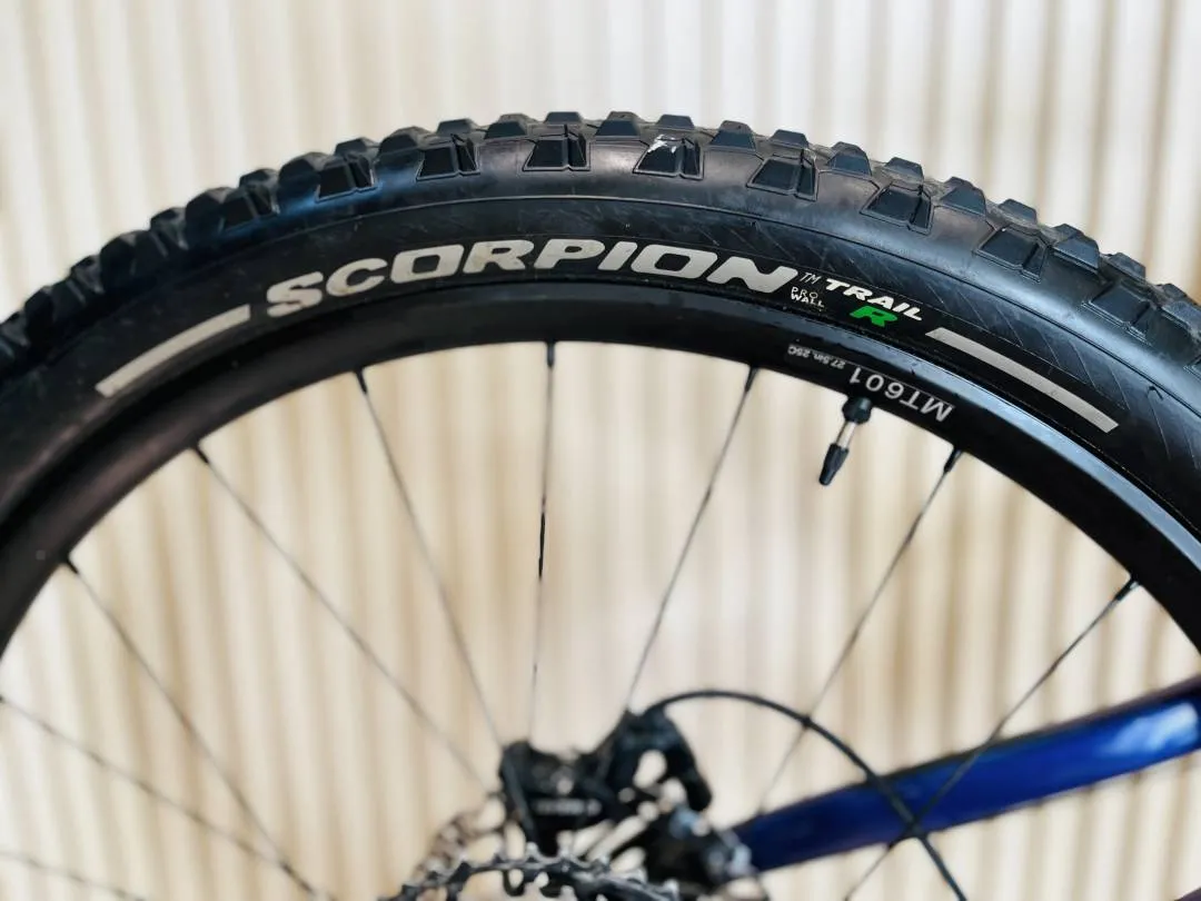freshly heavily upgraded polygon T8 in great riding condition size small