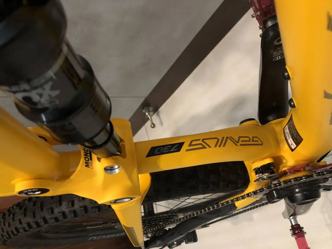 Scott Genius 730 Full Suspension MTB