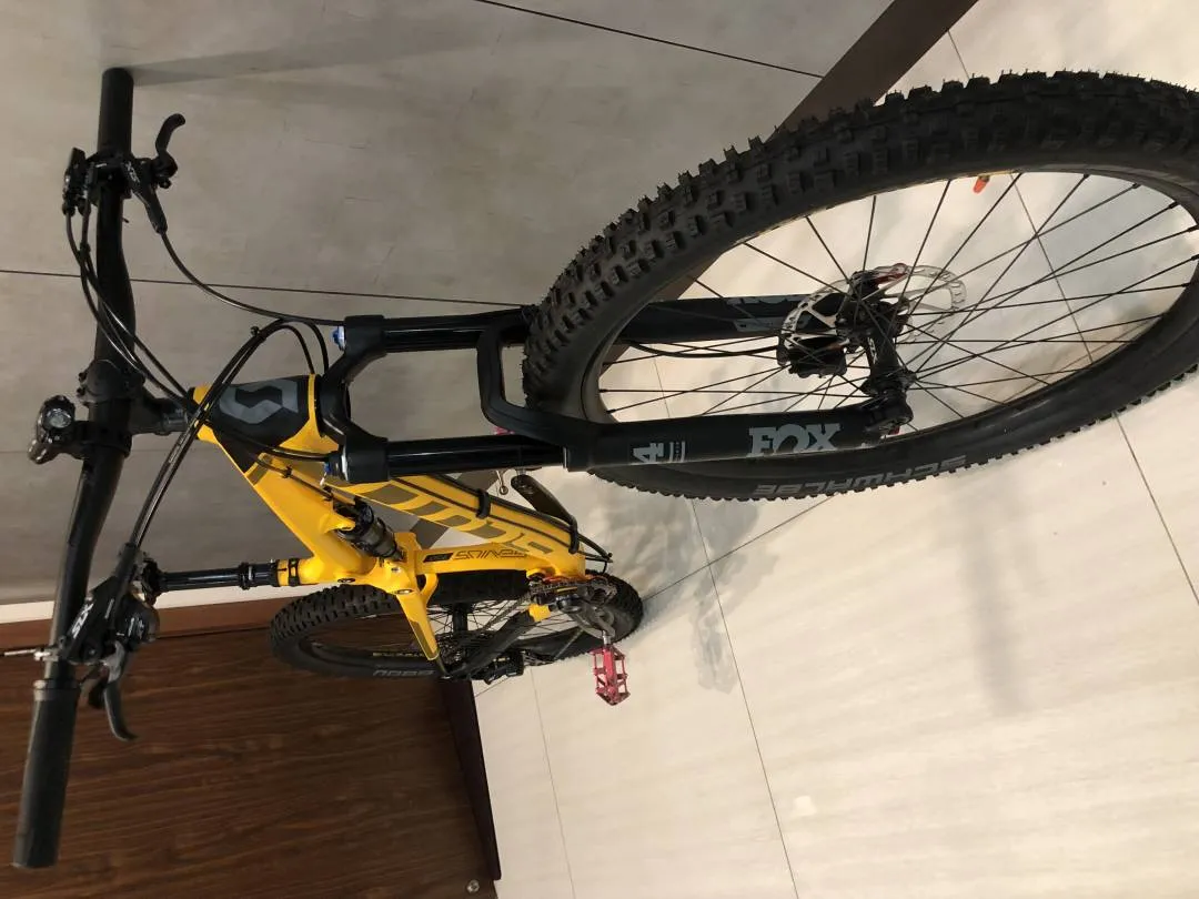 Scott Genius 730 Full Suspension MTB