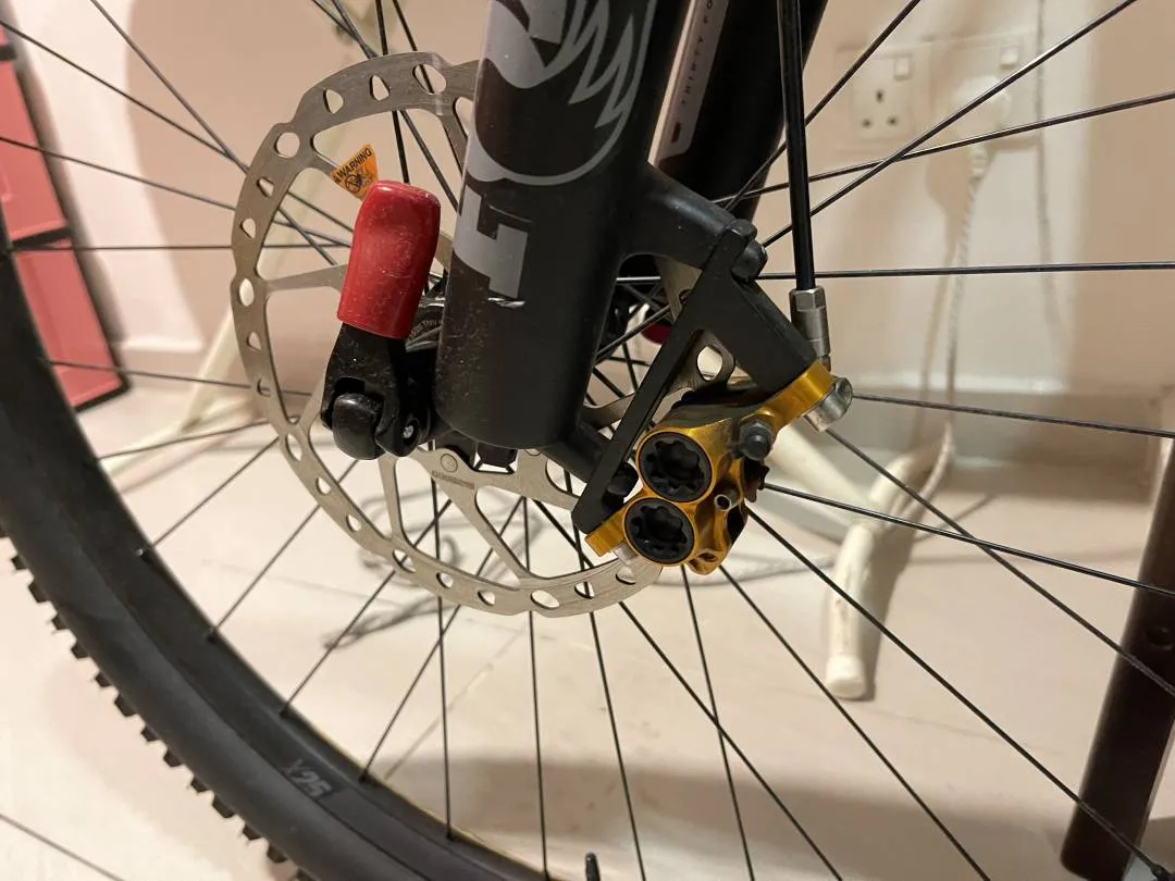 Scott Genius 730 Full Suspension MTB