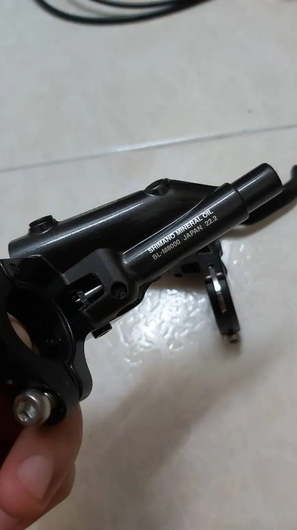 SHIMANO DEORE XT M8100 BRAKE LEVER