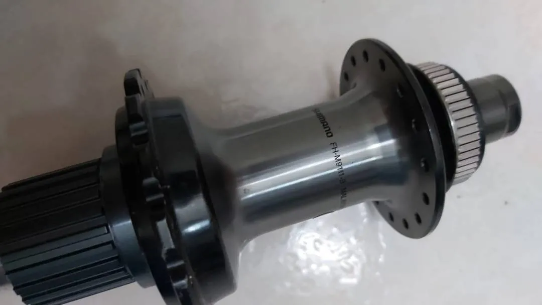 SHIMANO XTR M9111 MTB HUB (REAR SIDE ONLY)