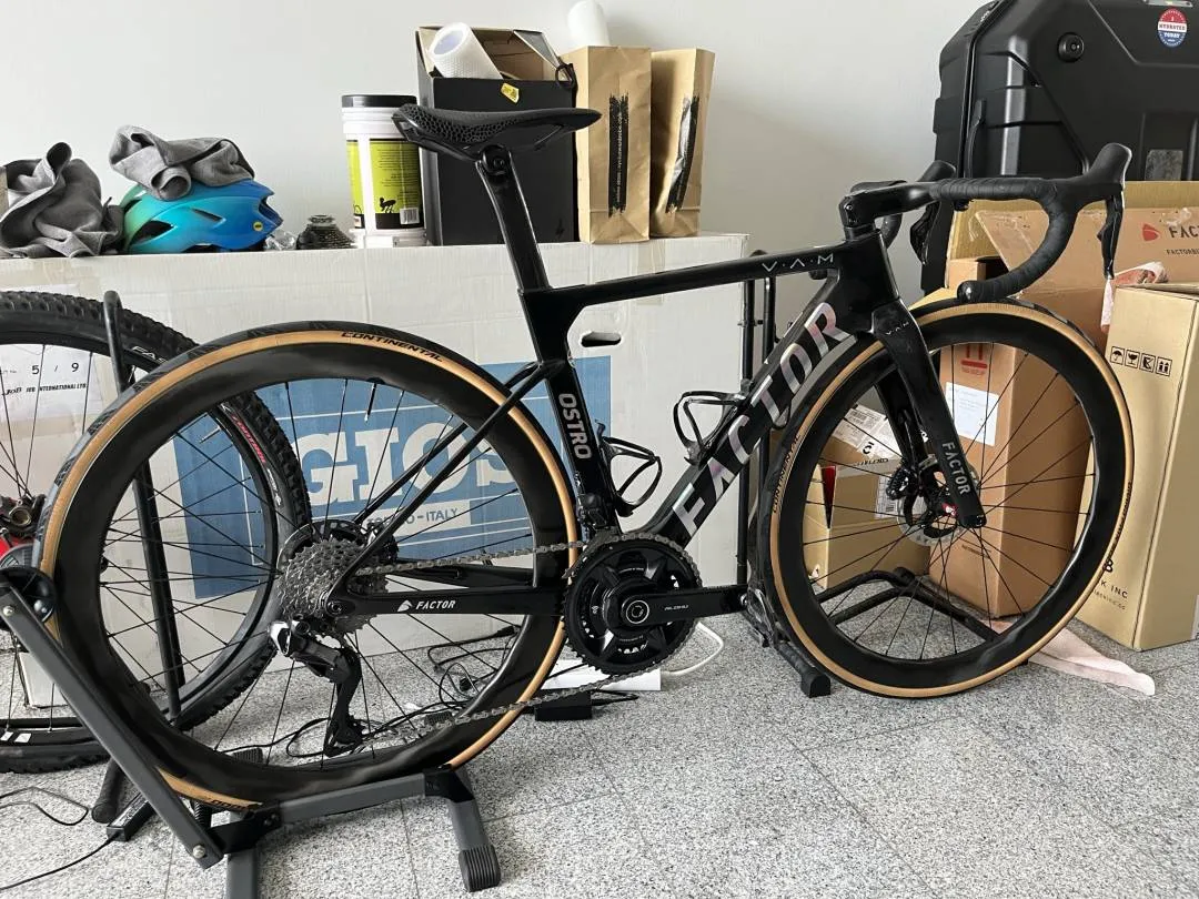 Factor Ostro VAM 49 Chrome
