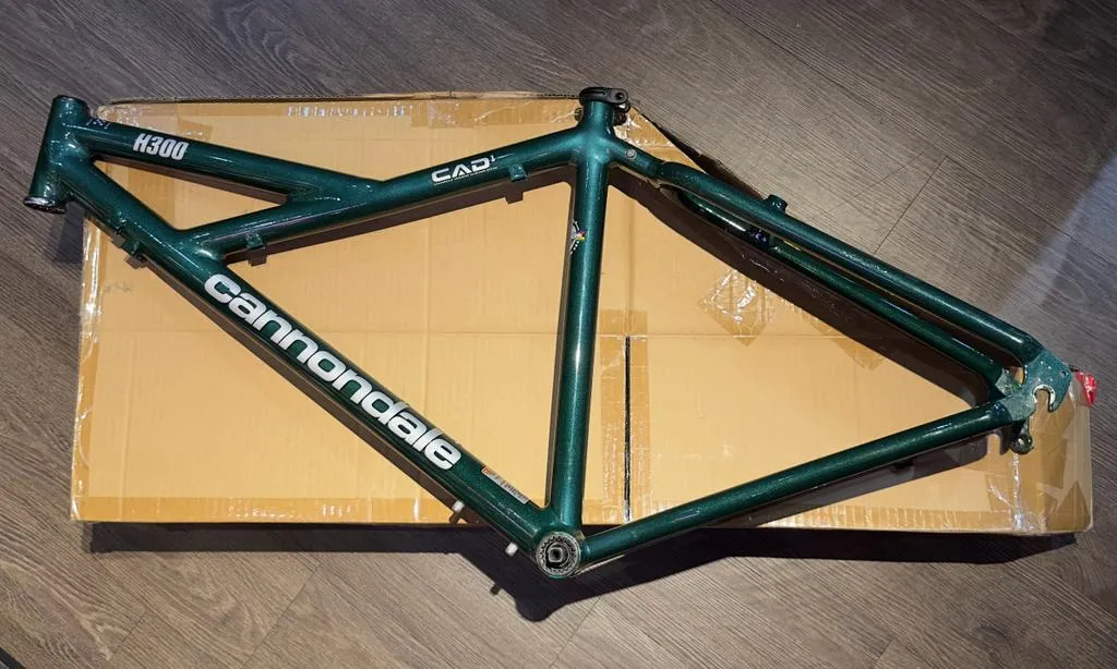 Cannondale Cad1 H300 Hybrid V-frame (Handmade USA) Rare Bike Frame