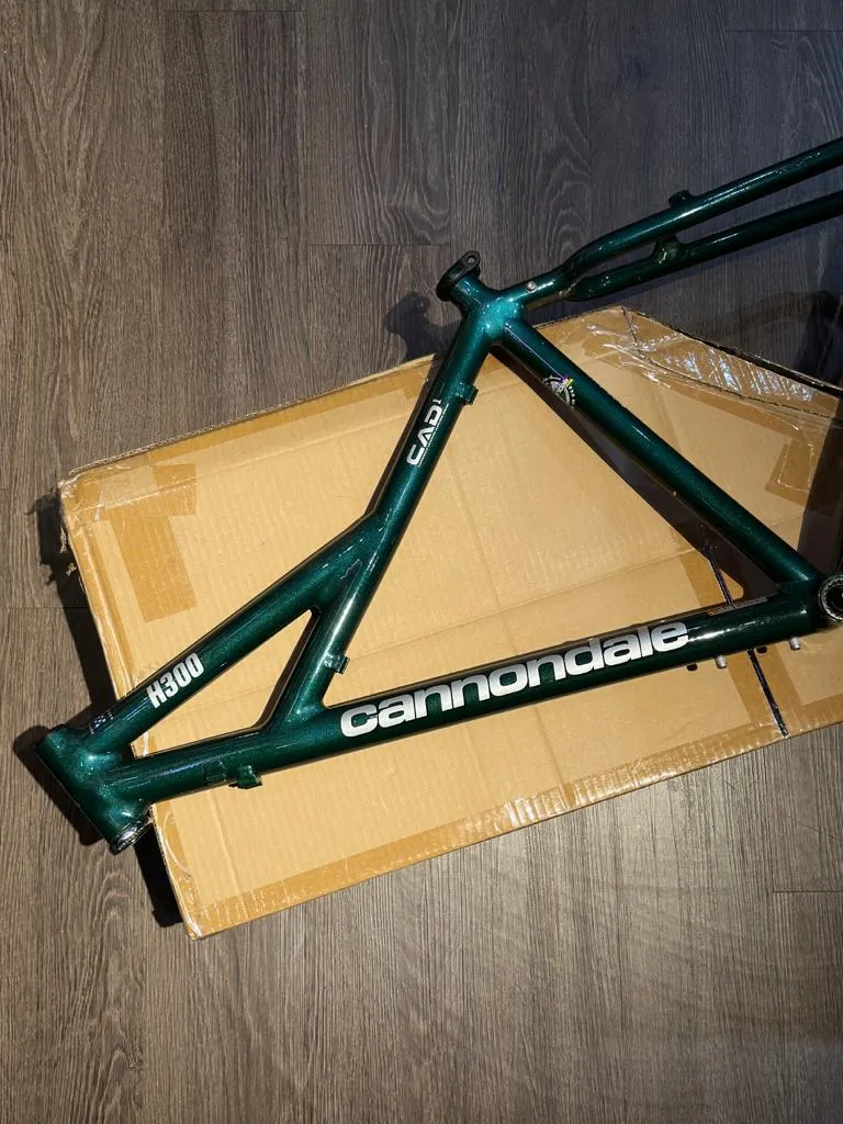 Cannondale Cad1 H300 Hybrid V-frame (Handmade USA) Rare Bike Frame