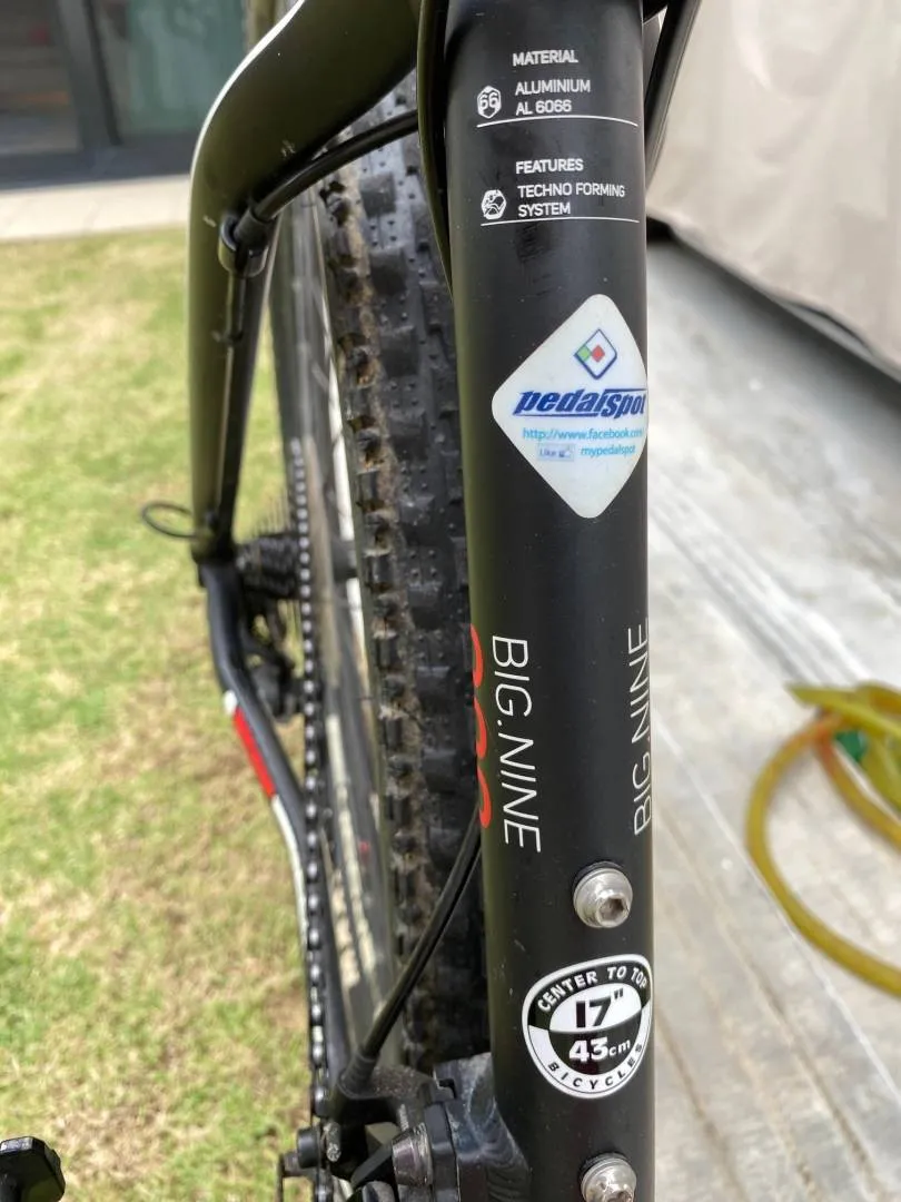 Merida Big Nine 900 Full XT Groupset and Brakes (Aluminium Frame - Hard Tail)