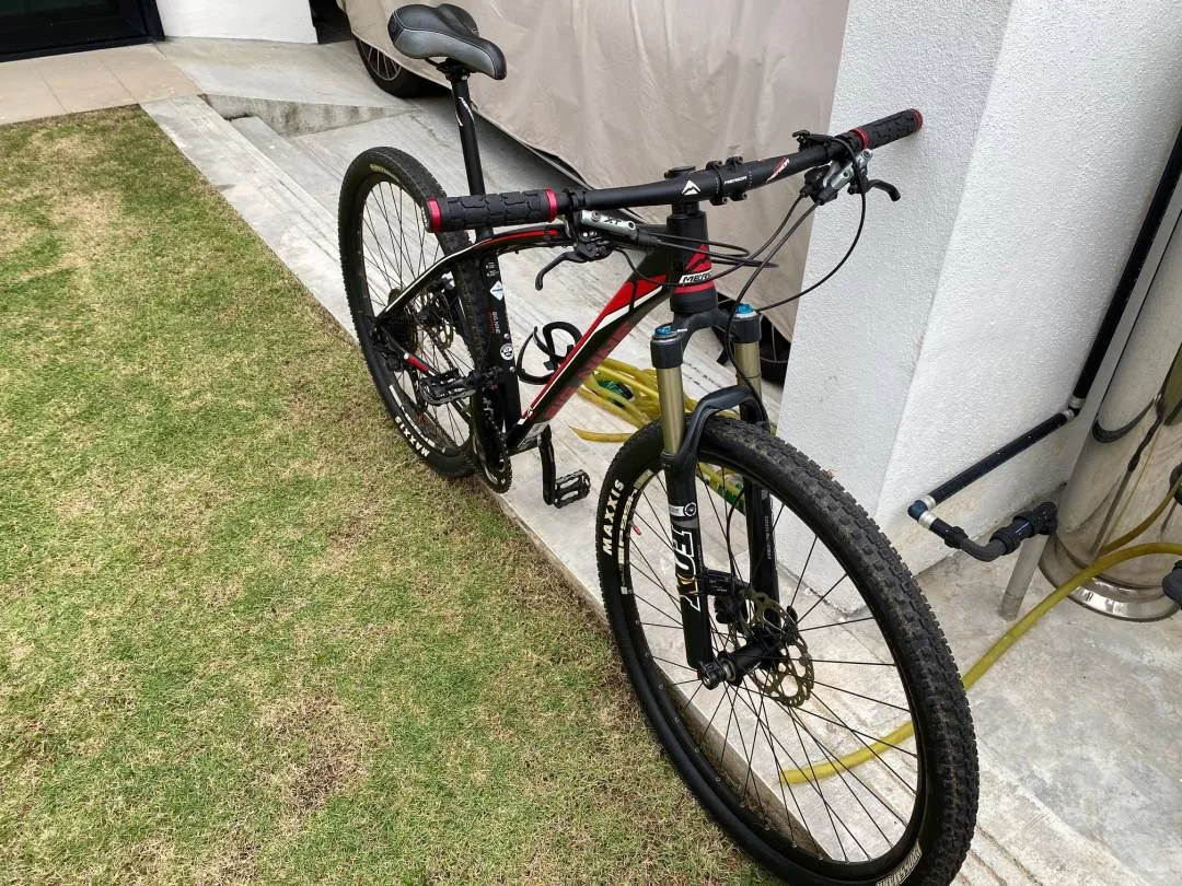 Merida Big Nine 900 Full XT Groupset and Brakes (Aluminium Frame - Hard Tail)