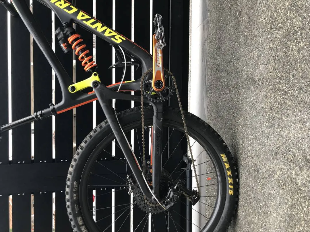 Santa Cruz Nomad CC