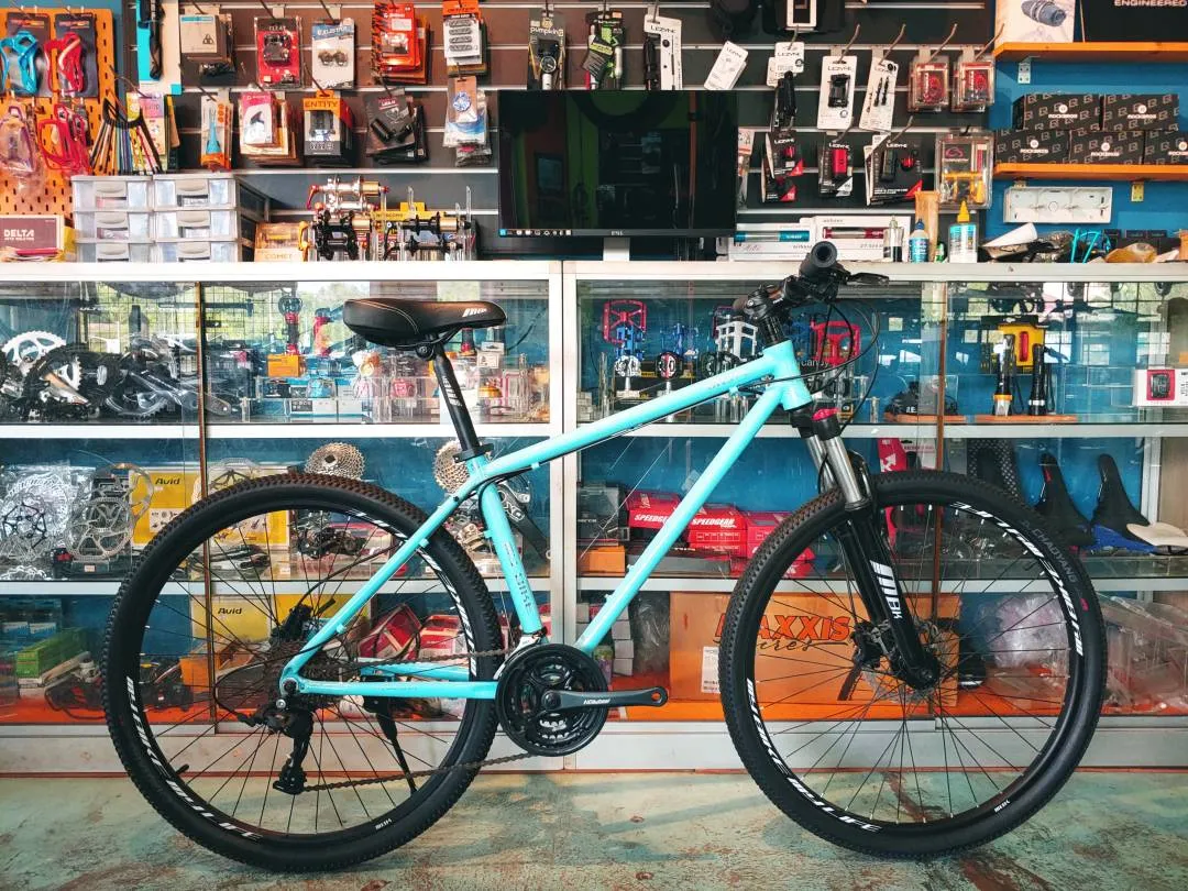 27.5 650B MBK mountain bike 9 speed.