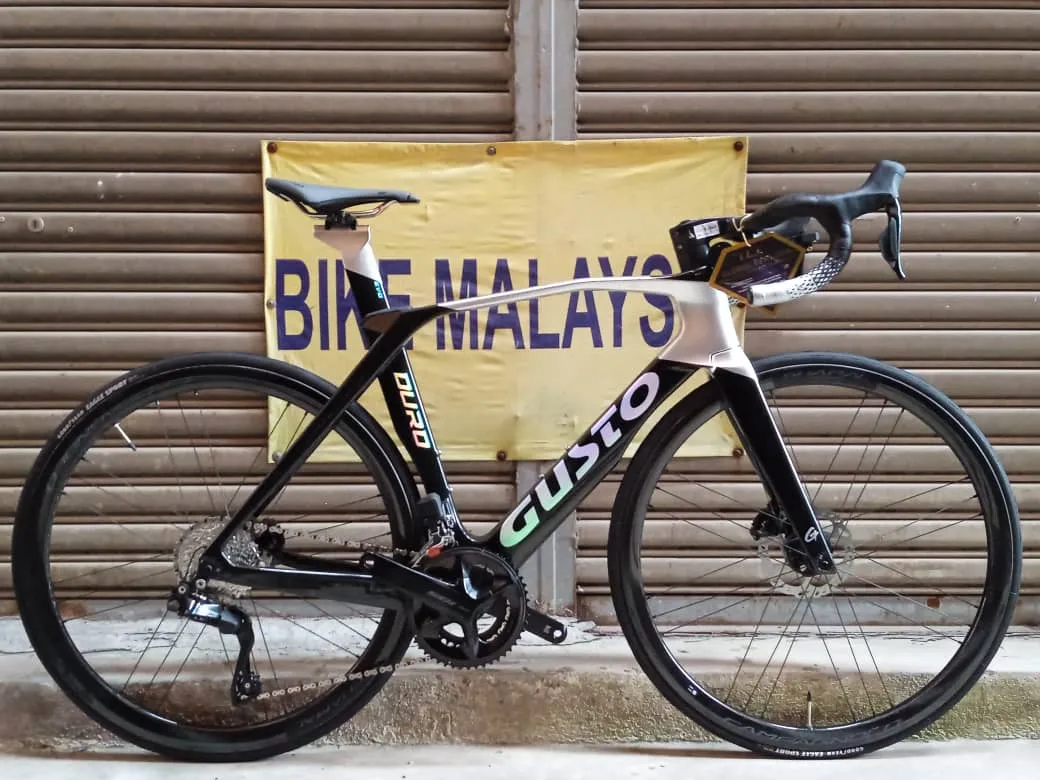 GUSTO DURO EVO DISC BRAKE SPORT LEGEND SHIMANO DI2 2023