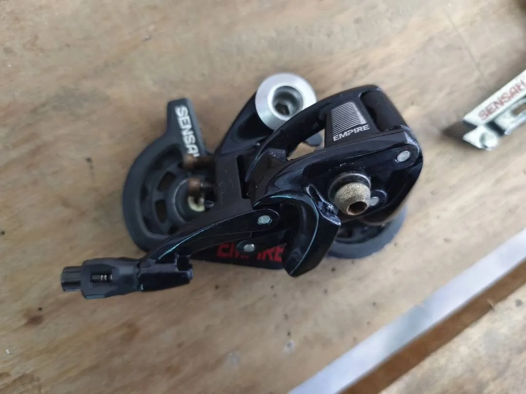 SENSAH Empire 2x11 Groupset