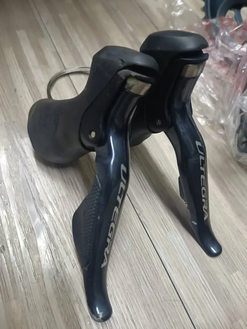 Groupset shimano ultegra R6870 di2 caliper brake