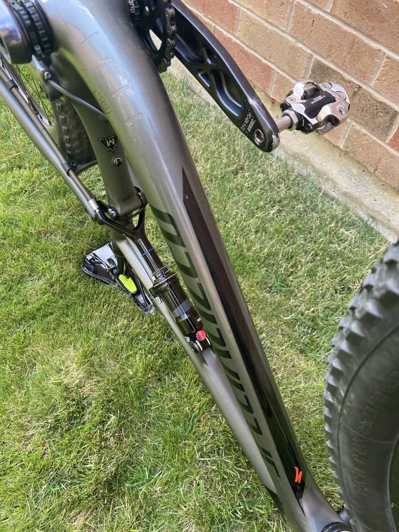 2018 Specialized Epic Expert EVO - Medium