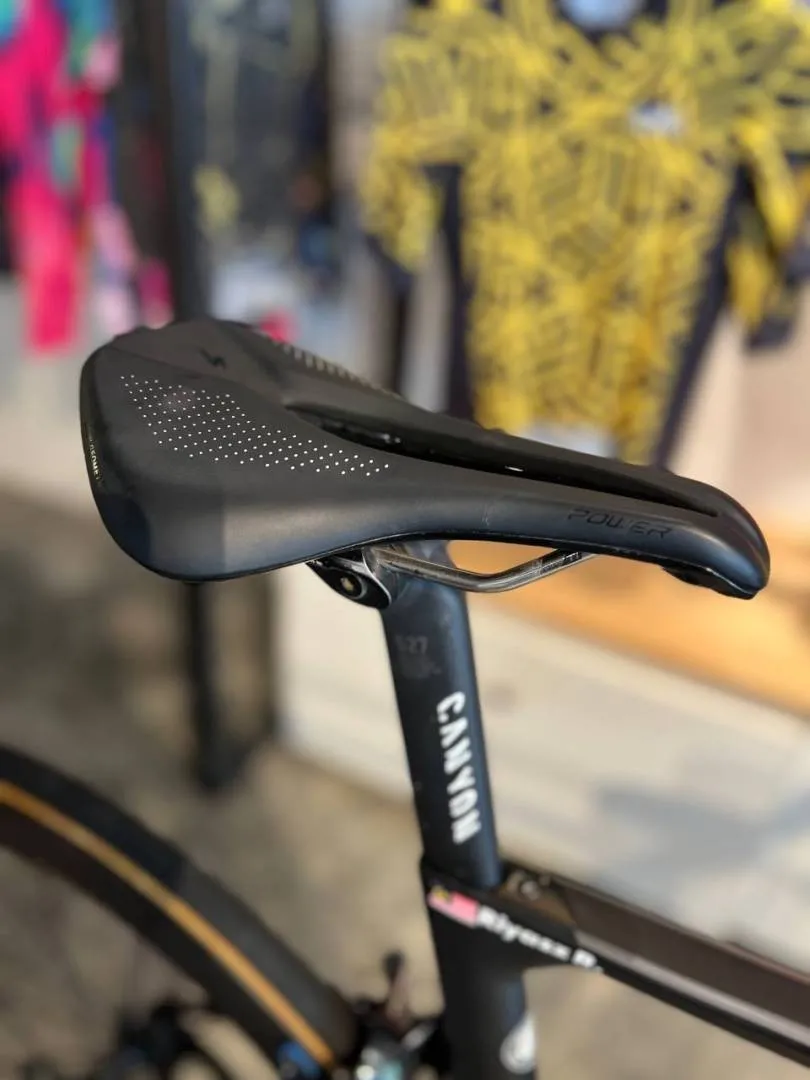 Canyon Aeroad CF SLX Roadbike