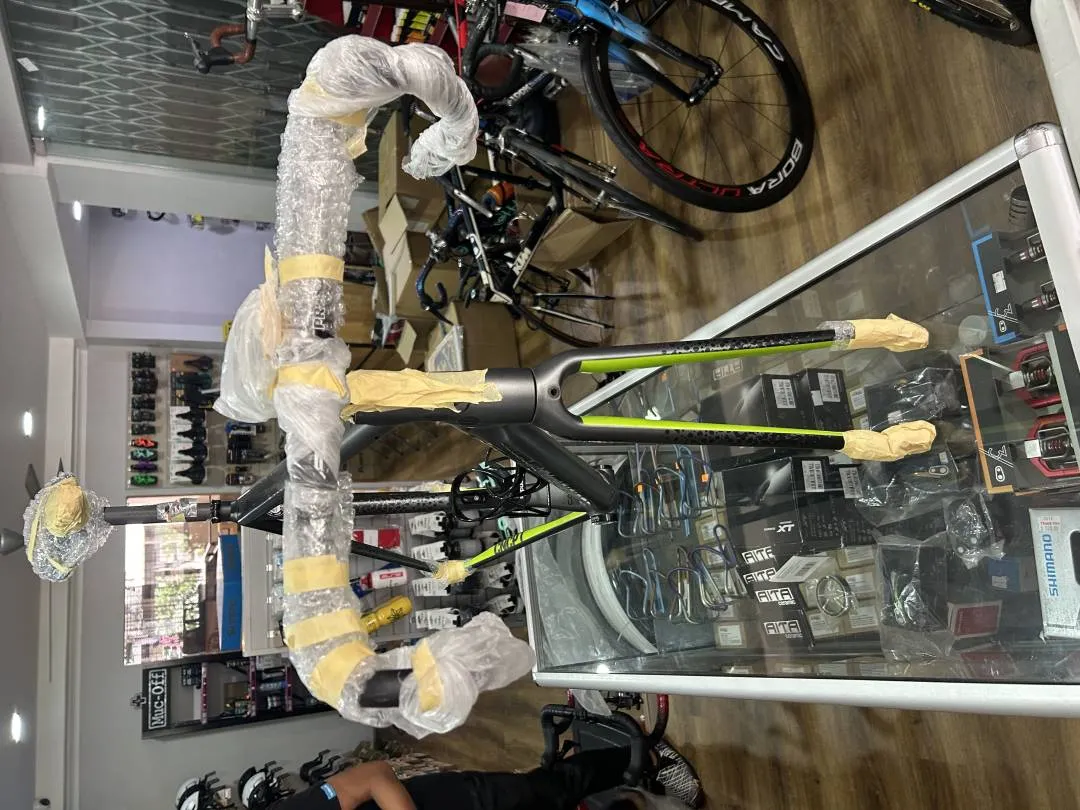 Rare Cannondale 2019 CAAD12 Team CNCPT Frameset 56cm