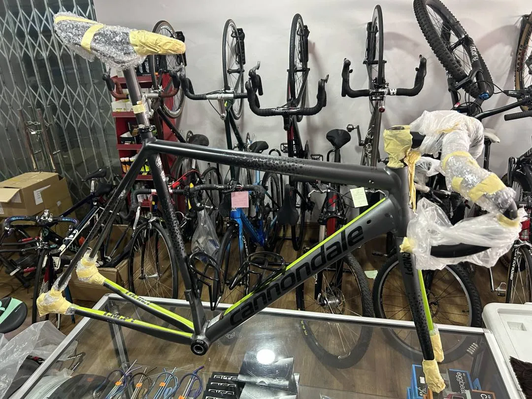 Rare Cannondale 2019 CAAD12 Team CNCPT Frameset 56cm