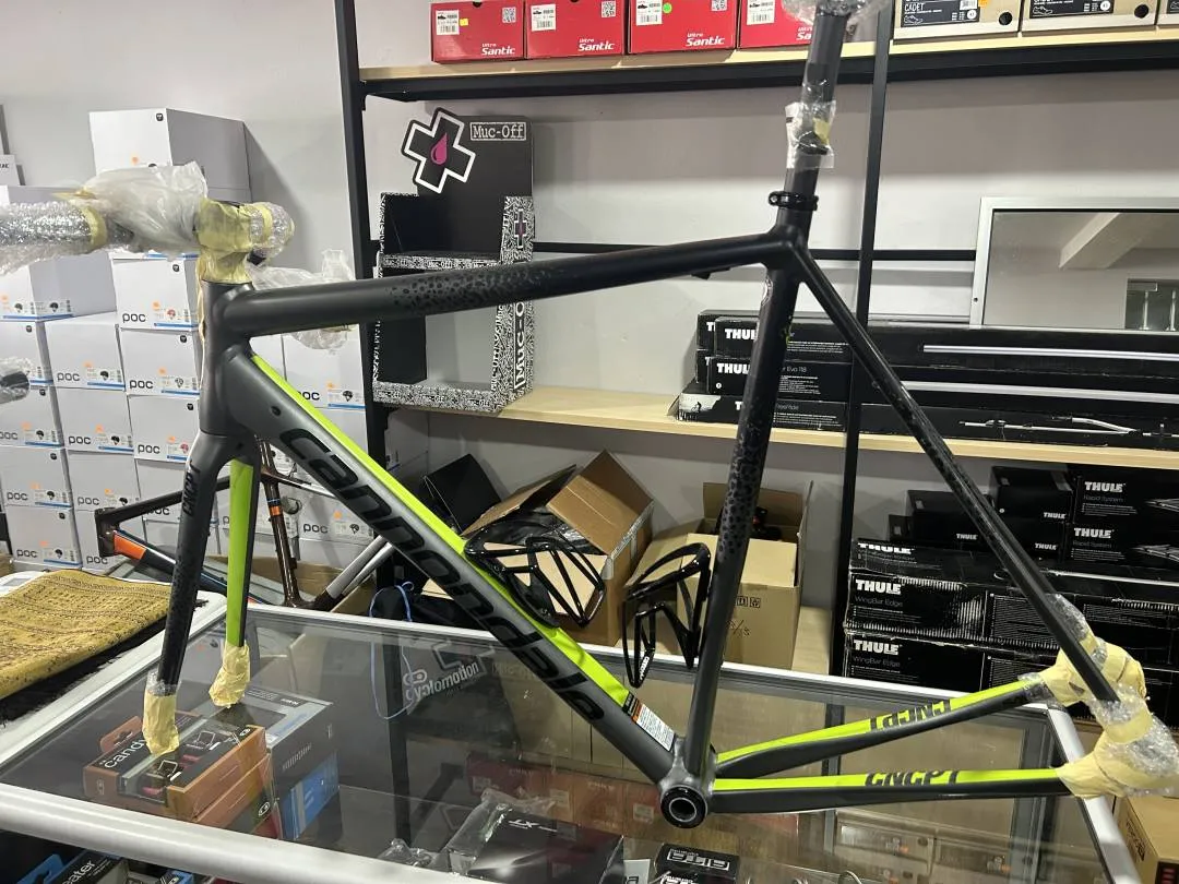 Rare Cannondale 2019 CAAD12 Team CNCPT Frameset 56cm