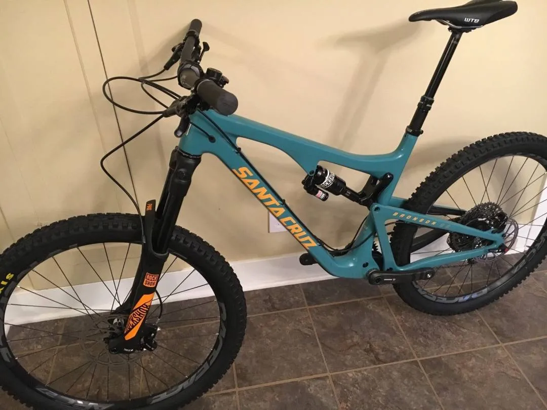 2017 SANTA CRUZ BRONSON CC X01 CARBON MOUNTAIN BIKE LARGE