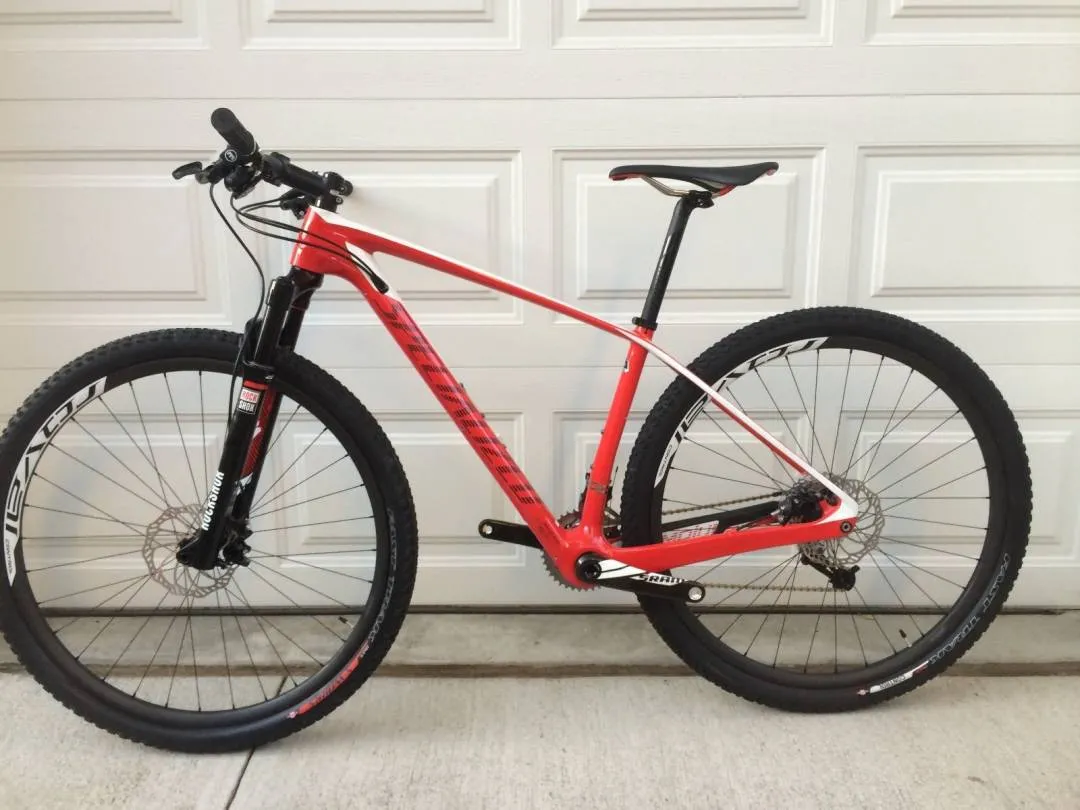 2014 Specialized Stumpjumper Marathon Carbon HT 29er Medium 17in