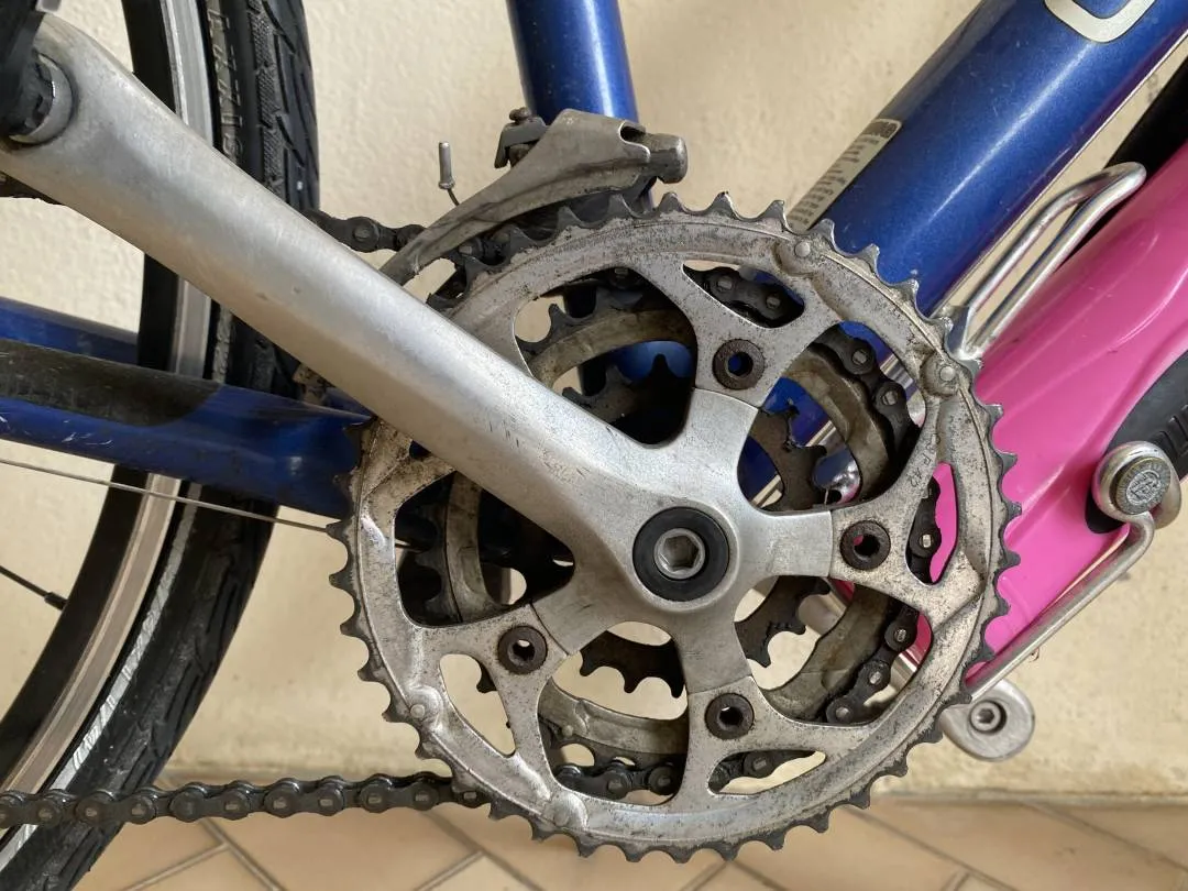 Cannondale touring bike T700