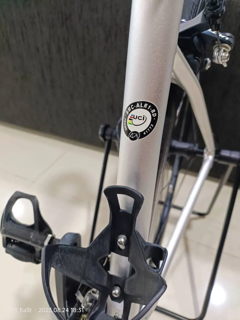 BMC Team Machine ALR01