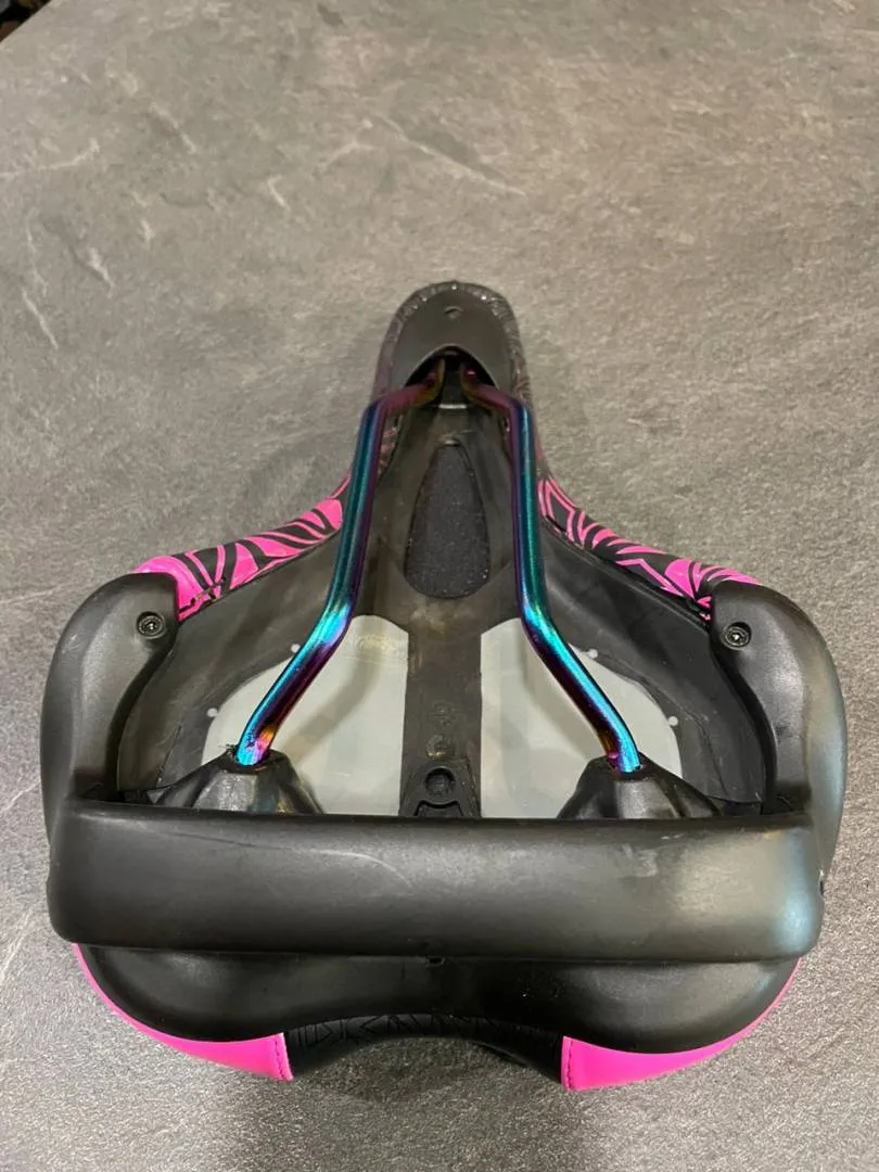 SUPACAZ COMFORTABLE SADDLE CHEAP CHEAP SELLING !