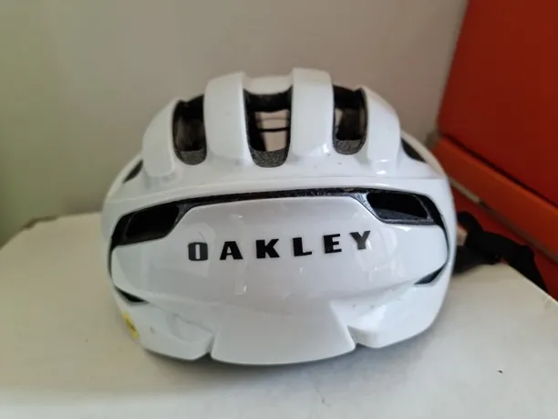 Oakley Aro3 Helmet, Size L (Used)