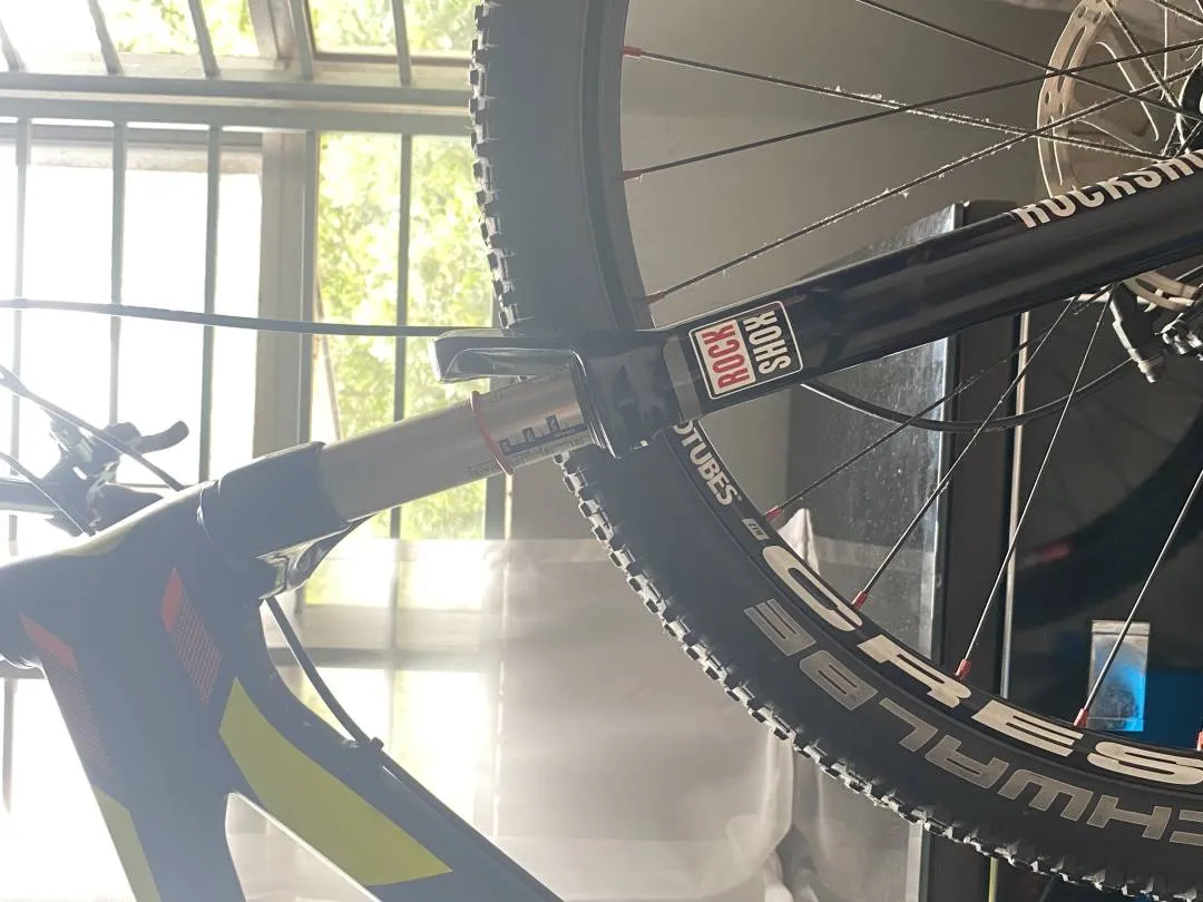 Scott SCALE 730 Full Carbon