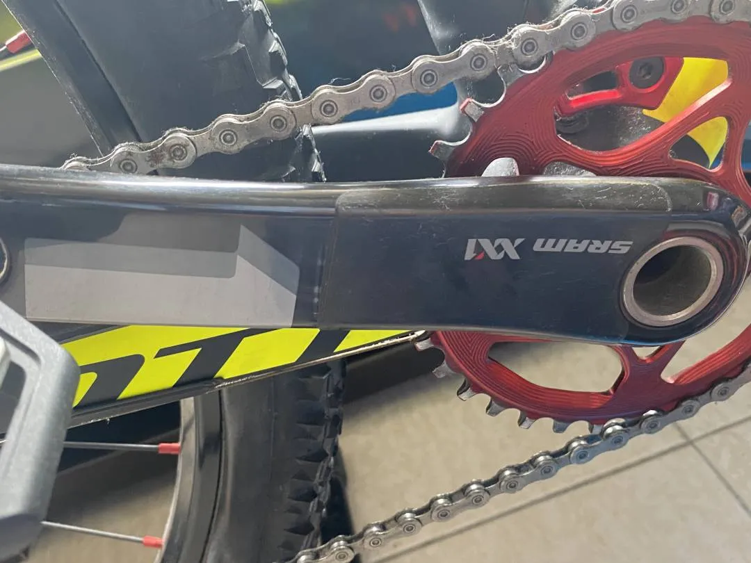 Scott SCALE 730 Full Carbon