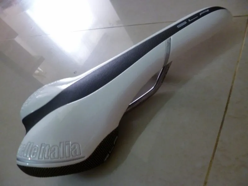 SELLE ITALIA SLR XC,LORICA/KVL COVER TUBULAR VANOX-Ti RAIL - Last display unit !