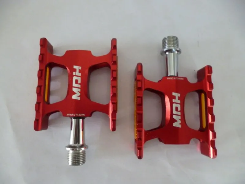 MDH PCC01 Pedals - Red Color