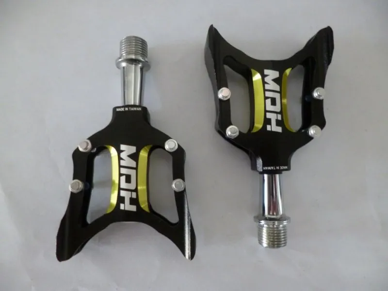 MDH PCA03 Pedals - Green/Blk Color