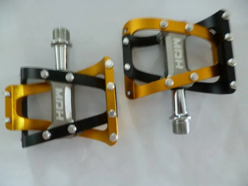 MDH PVB01 Pedals - Gold/Black