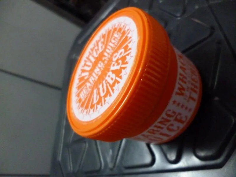 Juice Bearing Grease (Made in UK) = High Quality smooth Viscosity rolling grease