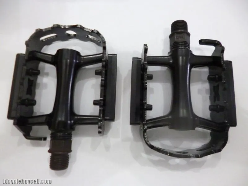 Alloy pedal Sport